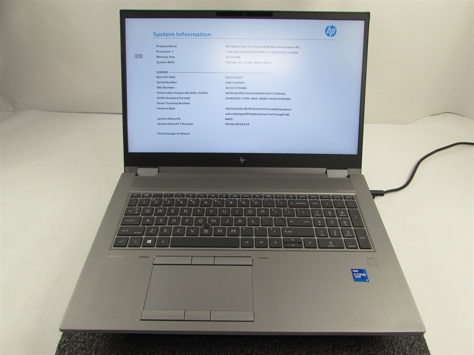 HP ZBOOK FURY 17 (G8) CORE I7-11850H 512GB SSD 32GB RAM NVIDIA RTX A4000 NO O.S