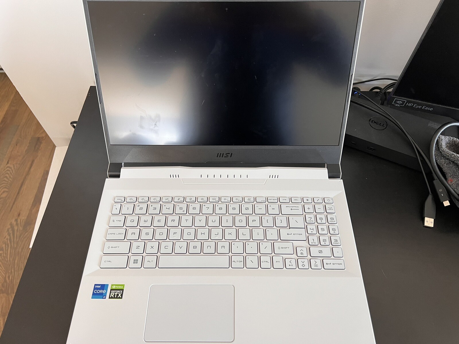 MSI Sword 15 A11UD 15.6″ 16g Mem, 512 SSD + 1TB SSD Internal