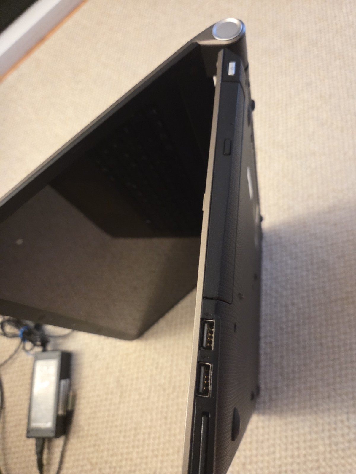 Medion Akoya S621xT Touch | Intel Core i3 | 6GB RAM | 120GB SSD | Windows 10