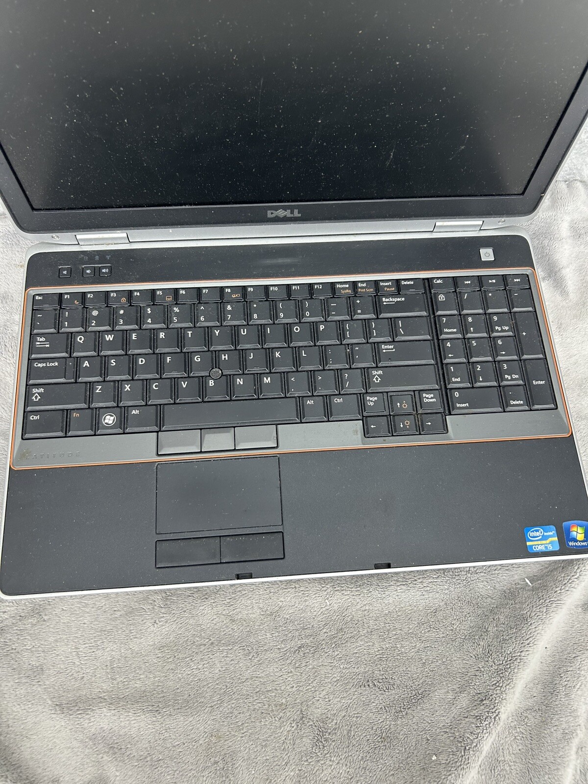 For Parts!! DELL LATITUDE E6520 INTEL i5 CPU Windows 7 Laptop – No Charger!
