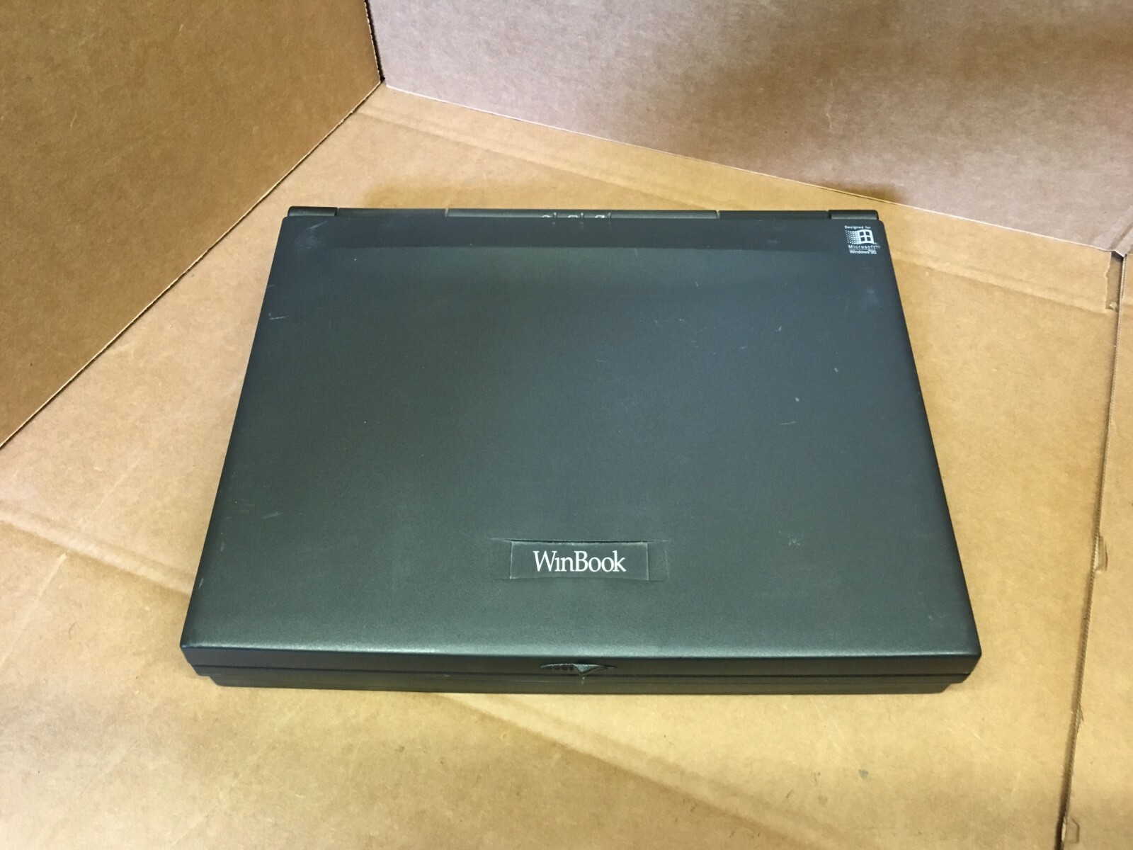 WINBOOK XL LAPTOP WinBook XL AMD-K6 3D PROCESSOR WINDOWS 98 OFFICE 97