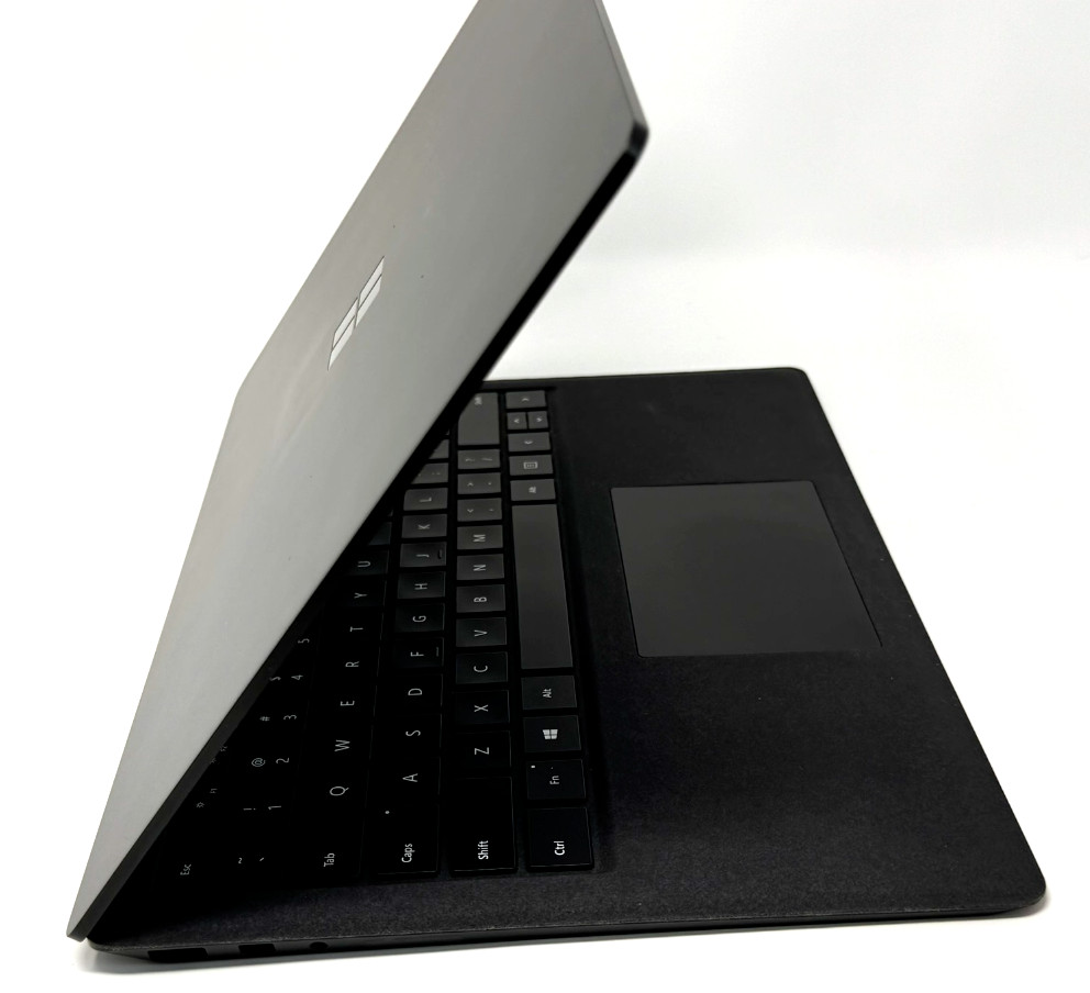 Microsoft Surface Laptop 2 i7 1.9-4.2GHz 16GB RAM 512GB SSD Win 11 Pro Grade A