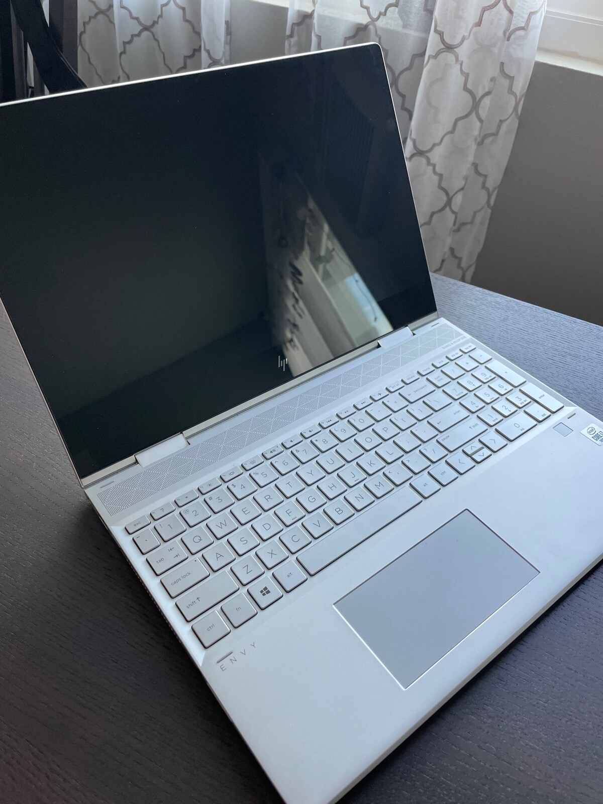 Hybrid (2-in-1) HP ENVY 15.6 inch (512GB SSD, Intel Core i7 10th Gen., 12GB RAM)