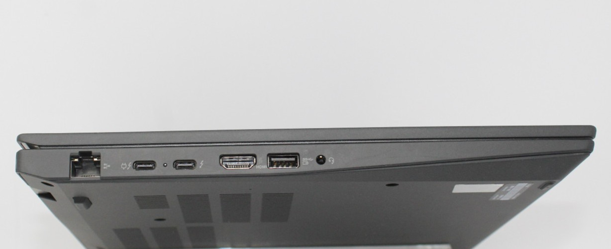 Lenovo ThinkPad T16 G1 i5 1245U @ 2.5 GHz 256 GB 16 GB 16″ FHD Win 11 Pro Locked