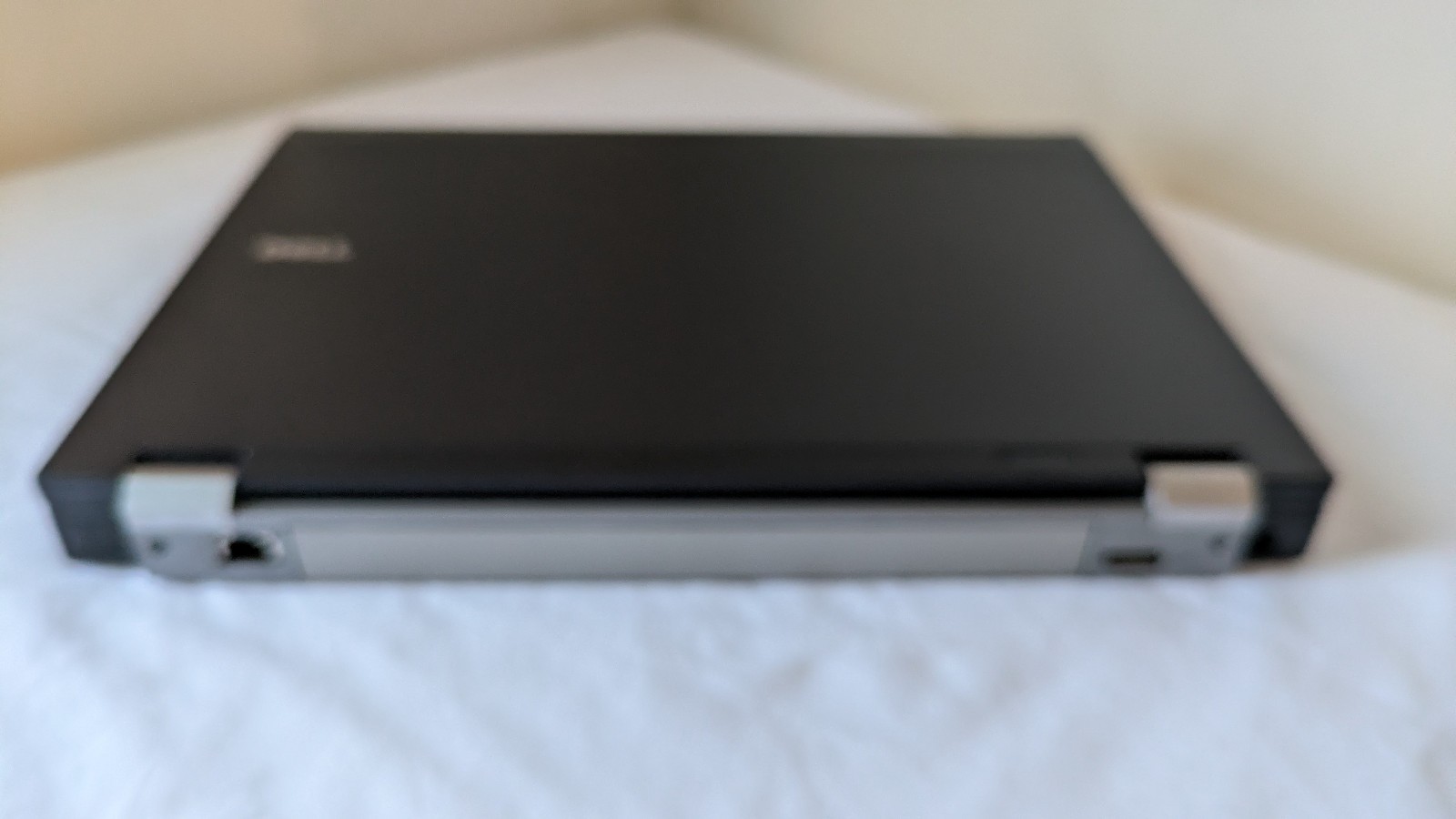 Dell Latitude E6400 Laptop 14″ C2D 2.53GHz 2GB RAM 320GB WinXP – SEE DESCRIPTION