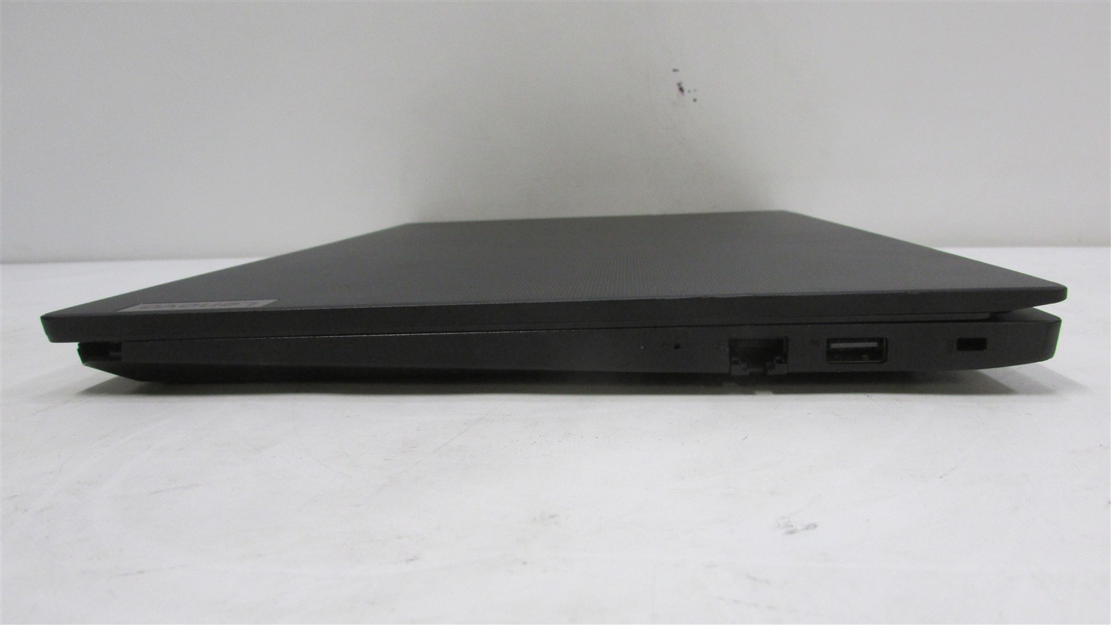 Lenovo V15 G2 IJL Celeron N4500 1.1GHz 8GB RAM 128GB NVME 15.6″ Win 11 Home DMG
