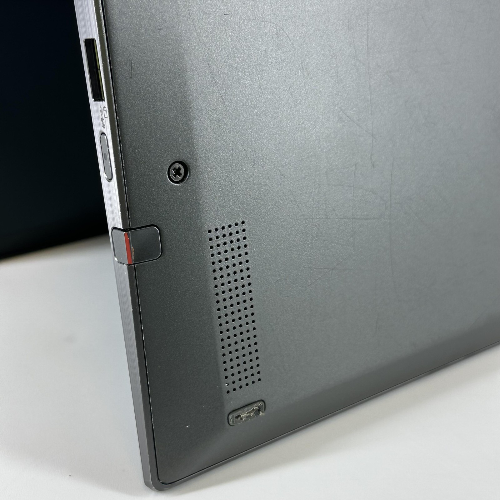 Lenovo ThinkPad X1 Yoga Gen 4 14 FHD TOUCH i7-8665U 1.90GHz 16GB 256GB SSD Good