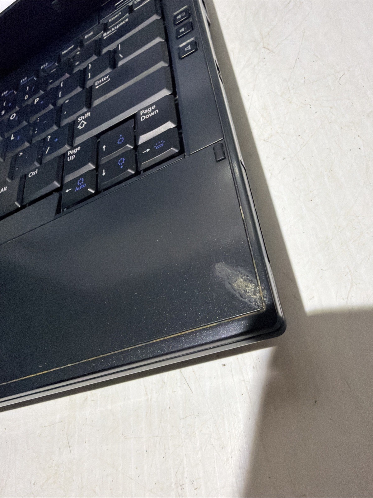 Dell Latitude E4310 14″ Laptop i5 M540 8gb Ram No Drives Boots Bios No P/S