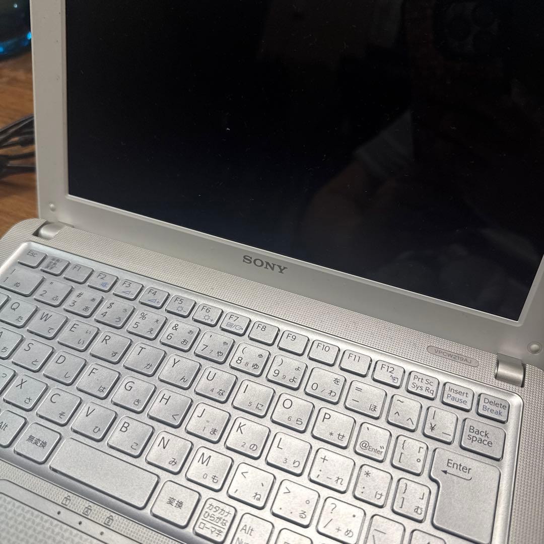 Sony VAIO White Notebook PC AC Adapter Japanese Keyboard Used Japan Genuine