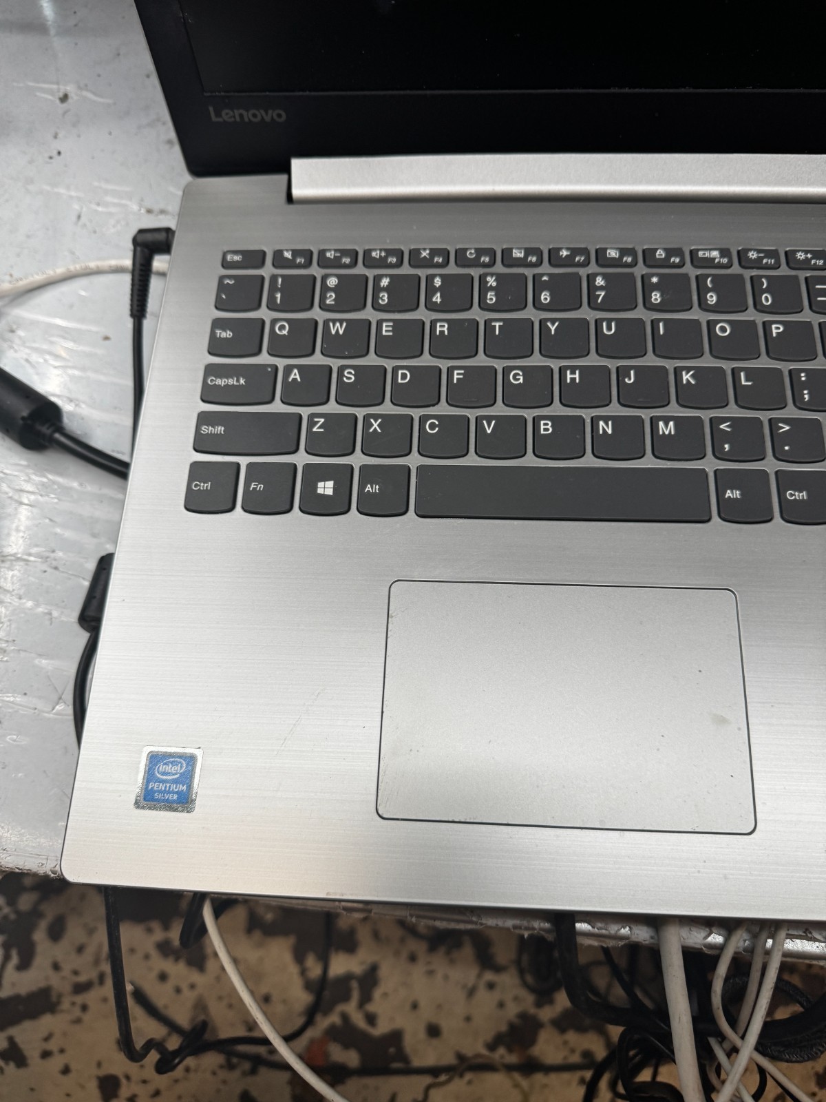 Lenovo ideapad 330-15IGM Pentium Silver Laptop for Parts/Repair #6043