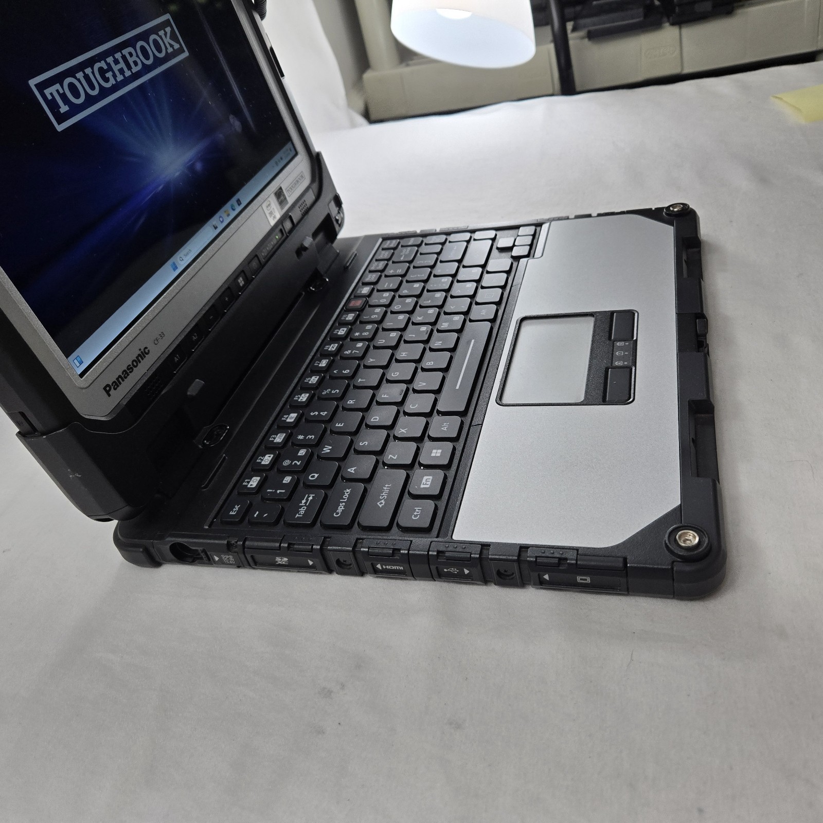 Panasonic Toughbook CF-33 i7-10810U 1.1GHz 512GB SSD 32GB Ram 4G GPS — Grade B