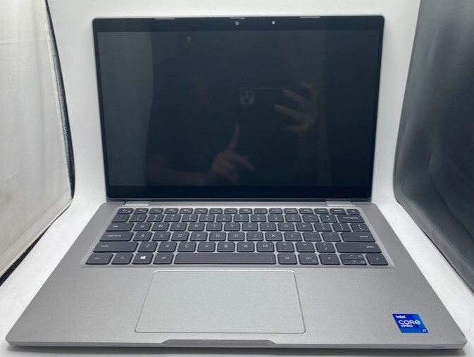 Dell Latitude 5320 2 in 1 13.3″ Intel Core i7-1185G7 @3.00GHz **SEE DESCRIPTION*