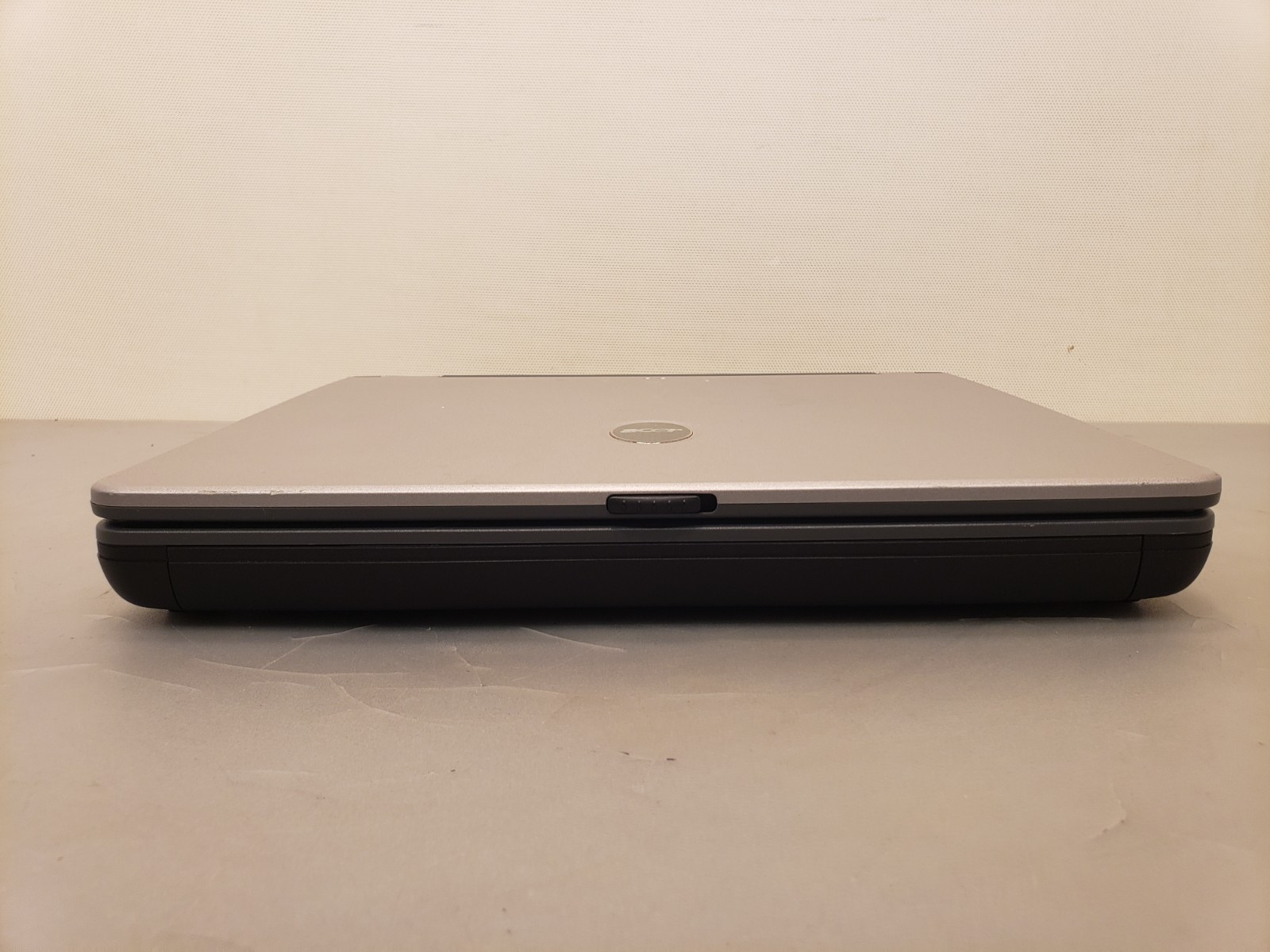Vintage Acer TravelMate 240 Laptop 15″ Celeron 2.52GHz 512MB 100GB WinXP *Nice
