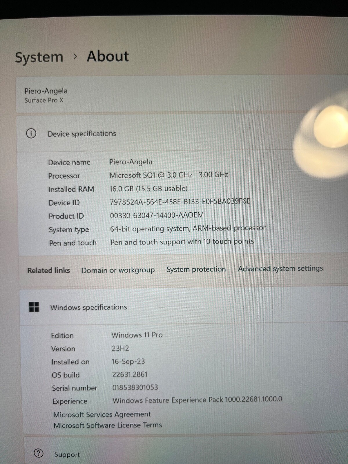Microsoft Surface Pro X SQ1 16 GB/256 SSD Windows 11 Keyboard Pen and case