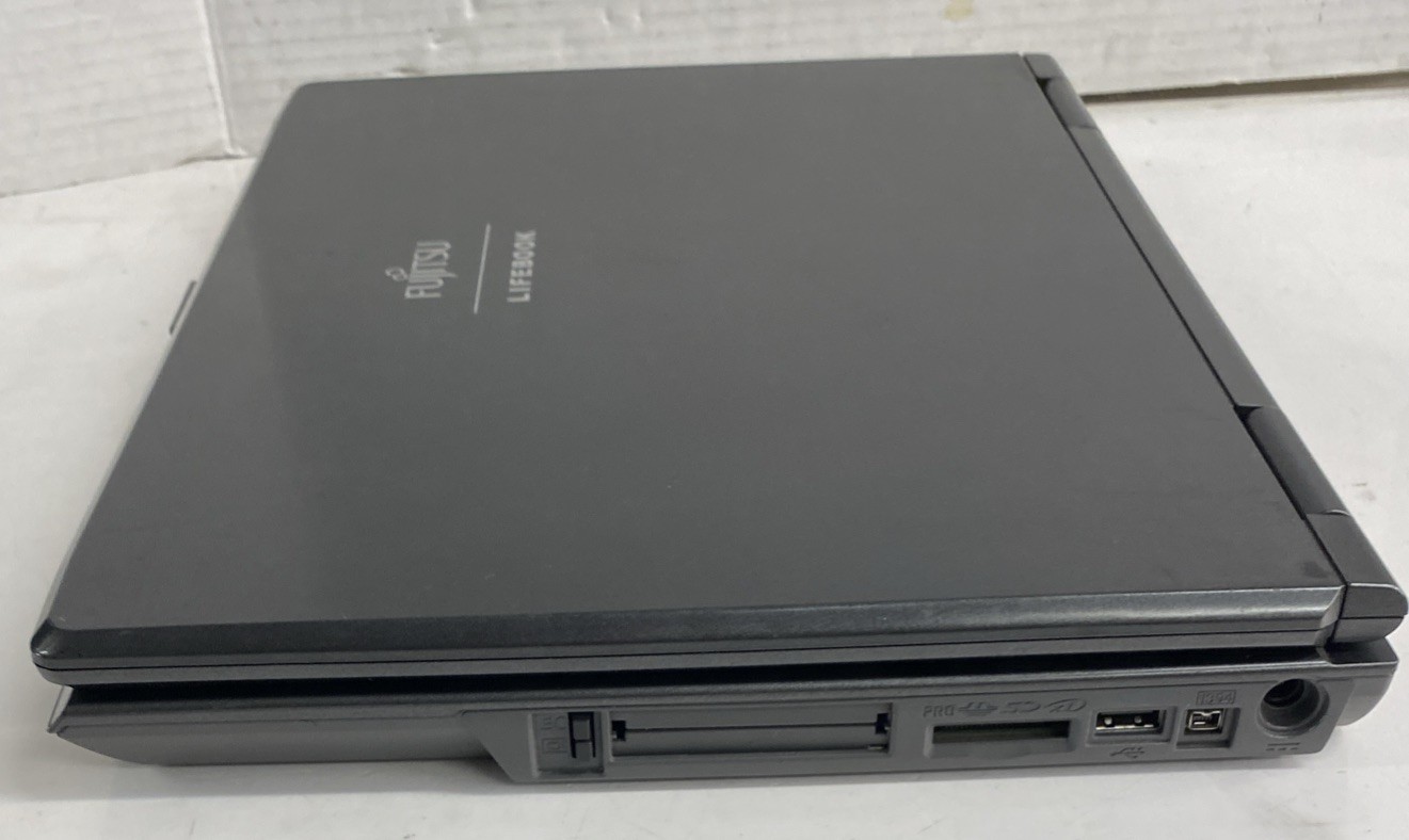 Fujitsu LifeBook A6120 Core 2 Duo T5550 1.83 GHz 2GB RAM 180GB HD Windows Vista