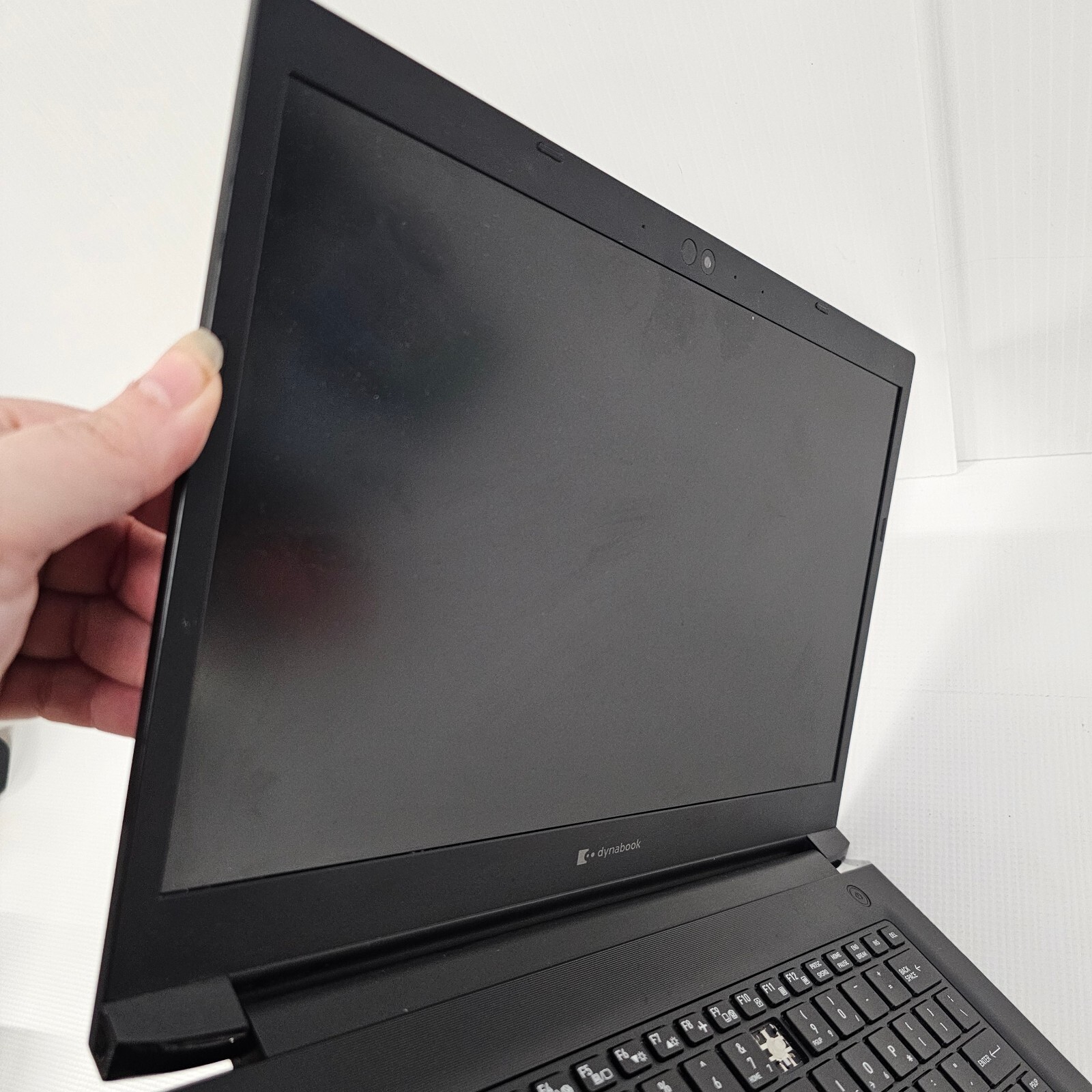 Dynabook Tecra A40-G 128GB SSD 14″ i3-10110U 2.1GHz Win 11 H 8GB Ram (see desc.)