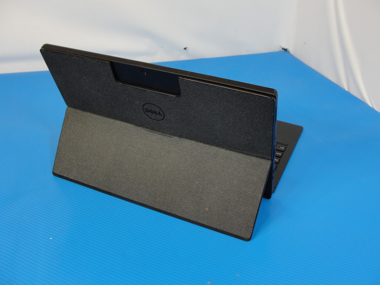 Dell Latitude 7275 12.5″ Tablet, Intel m5-6Y57 1.10GHz, 8GB 128GB SSD /READ