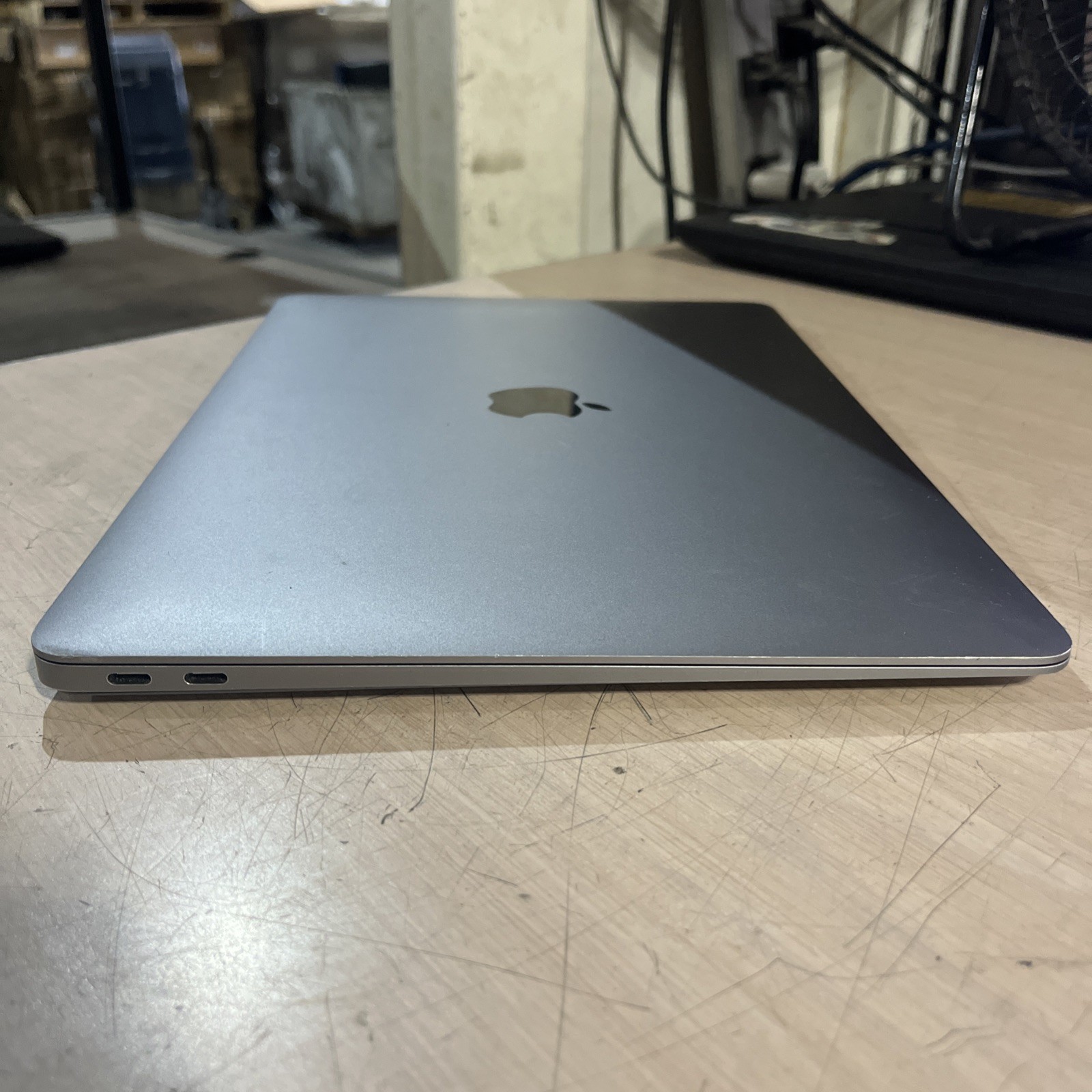 APPLE MACBOOK AIR 13″ SCISSOR, 2020 CORE I3-1000NG4 1.1GHZ 8GB RAM NO HD