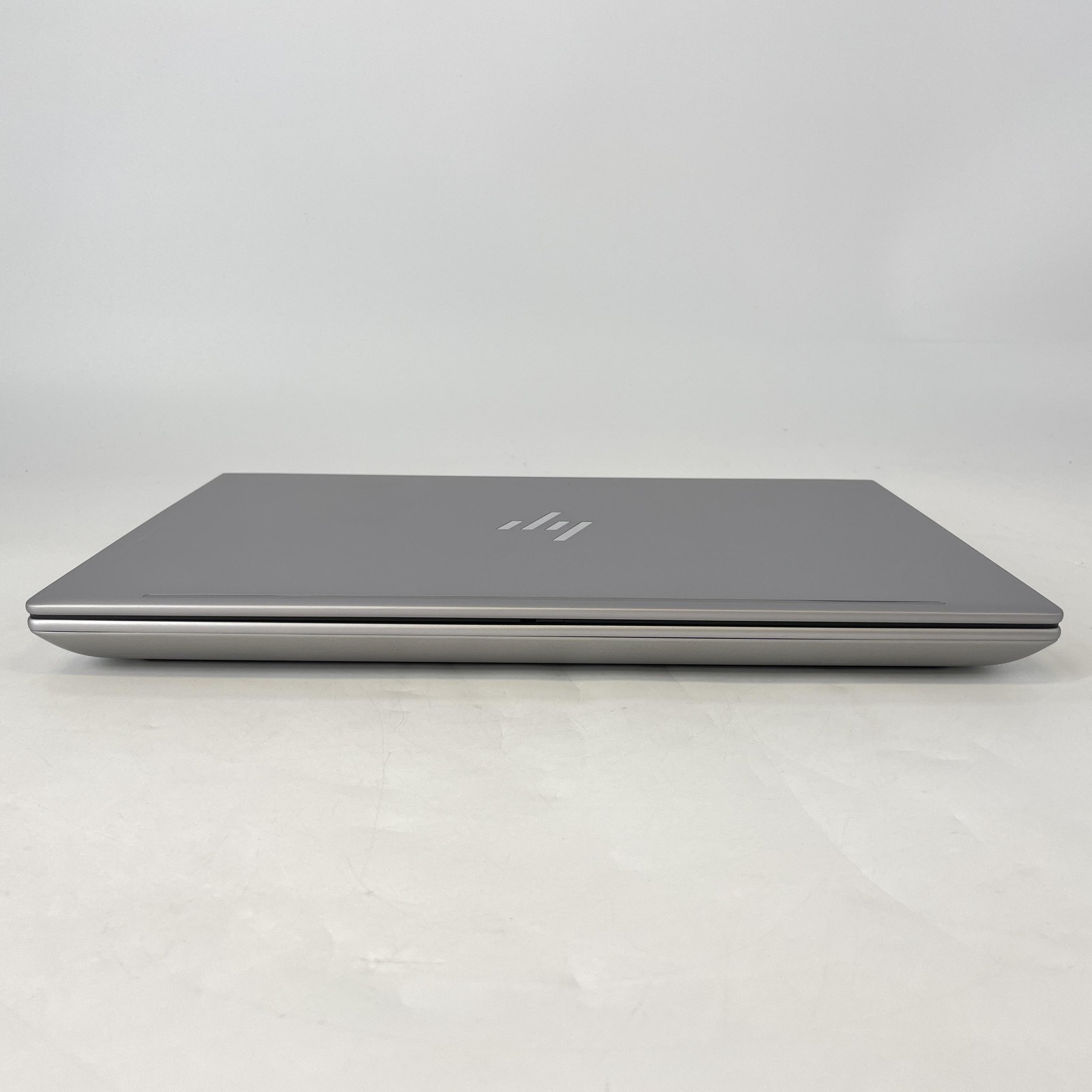 HP ZBook Fury 16 G10 FHD+ 2.1 GHz i7-13850HX 32GB 1TB SSD NVIDIA RTX 2000 Ada
