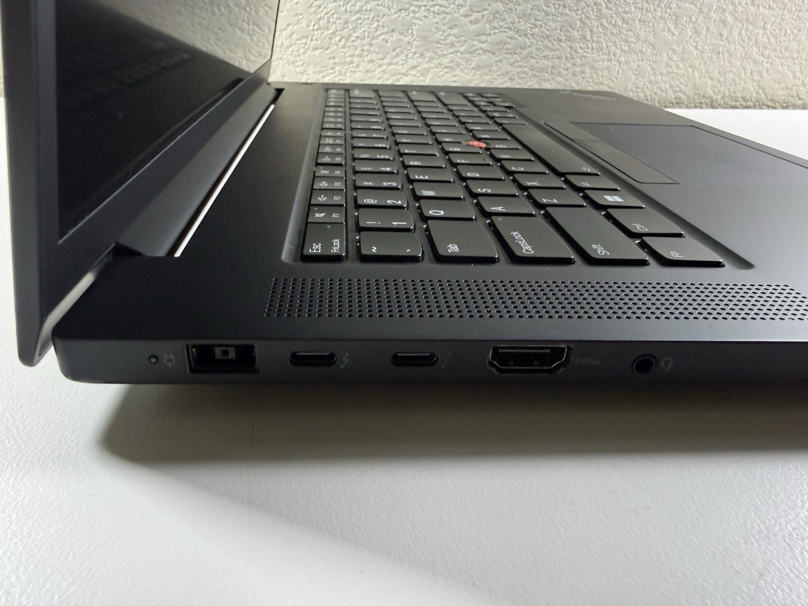 LENOVO THINKPAD P1 Gen 4 4K I7-11850H 512GB 16GB NVIDIA T1200 WIN11 NO BATTERY