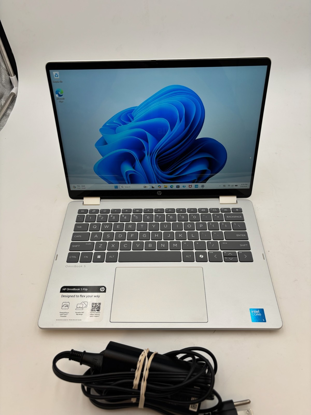 HP OmniBook 5 Flip Laptop 14-fp0013dx 14″ 512 GB SSD 8 GB RAM Core 5 120U