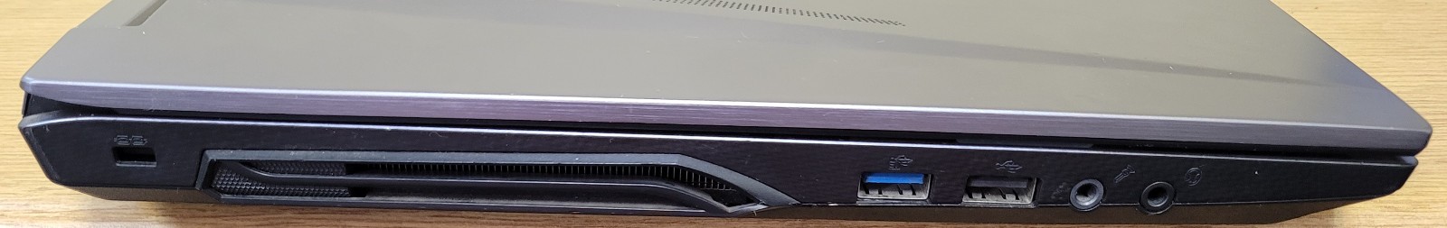 Sagers Gaming Laptop NHx0DB i7-10750H 2.60GHz 16GB 256GB NVMe GTx 1650 No OS