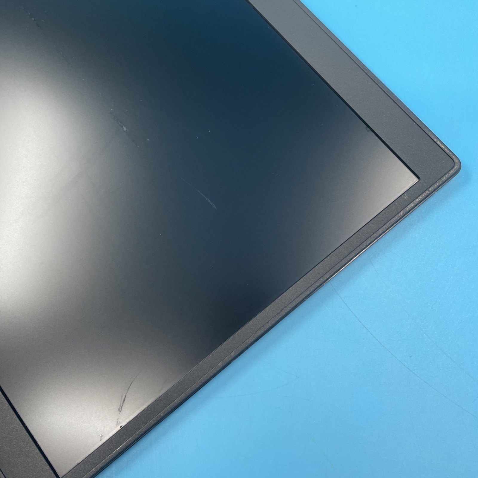 Dell Latitude 3420 | i5-1135G7 | 8GB RAM | 256GB SSD | WIN 11 PRO | 75% BATT