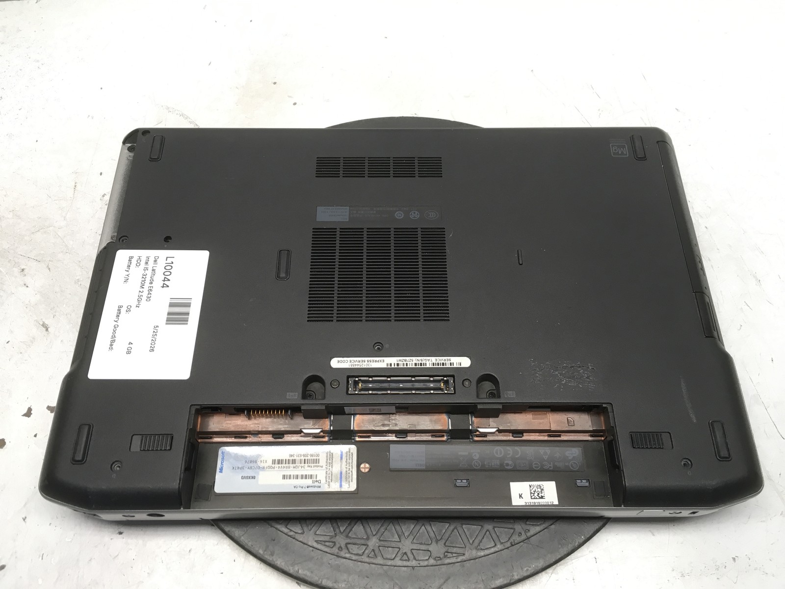 Dell Latitude E6430 Intel i5-3210M 2.5GHz 4 GB NO HDD No Batt