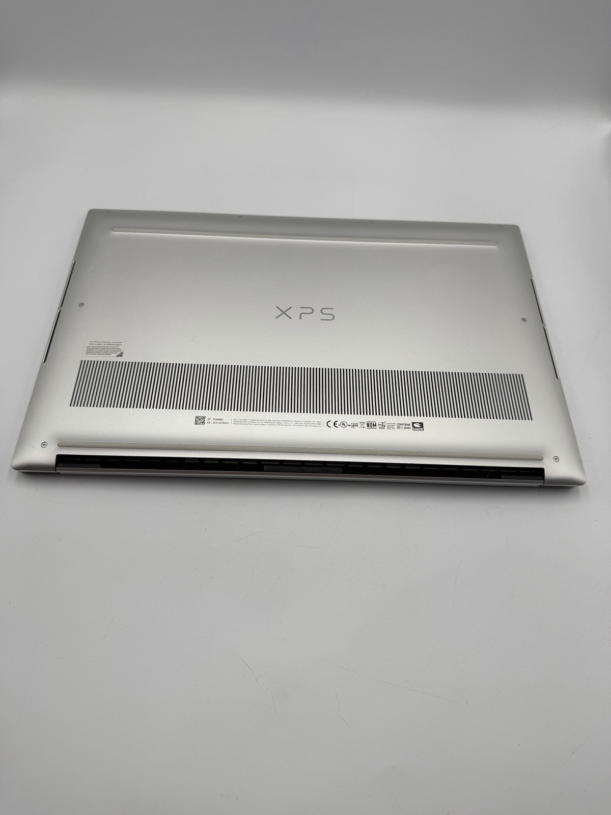 Dell XPS 15 9520 15.7″ Intel i7-12700H 32GB 1TB SSD RTX 3050 Ships Today !
