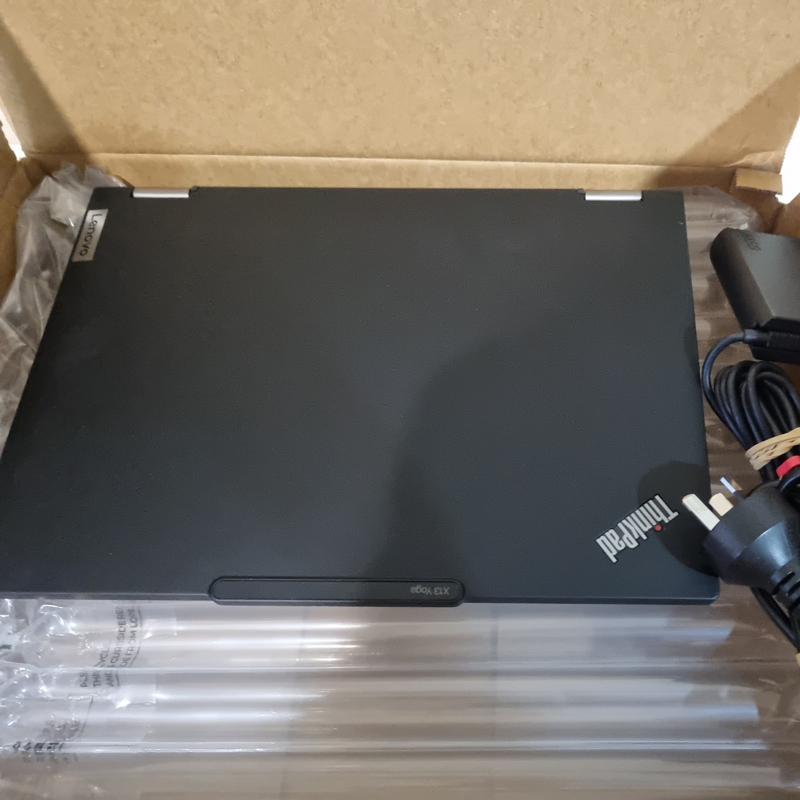Lenovo ThinkPad X13 Yoga Gen 4 i5-1345U 16GB 256GB 13.3″ WUXGA Touch Win 11 Pro