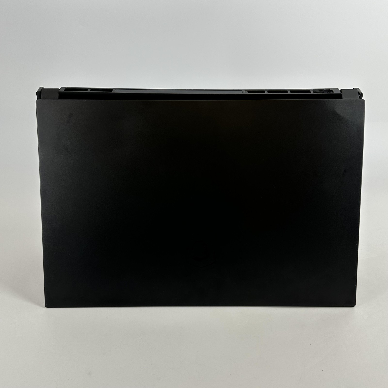 MSI Creator 15 Black i7-11800H 2.30GHz 16GB 512GB SSD NVIDIA RTX 3060 BENT FRAME