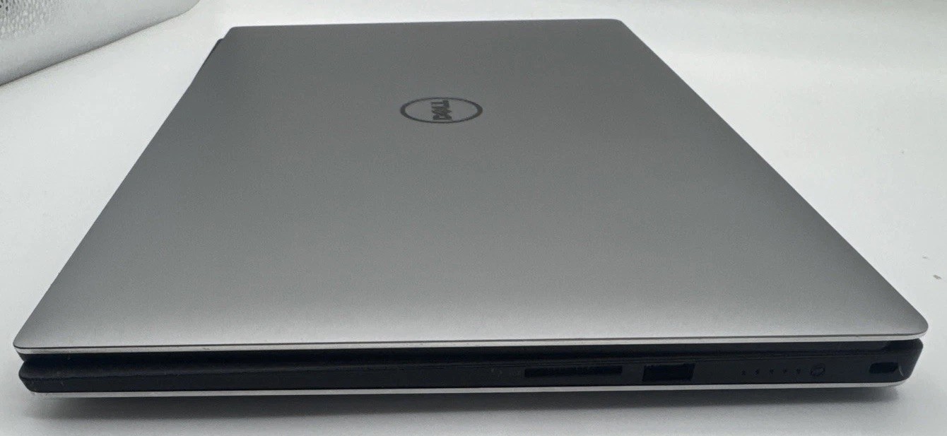Dell Precision 5520 15.6″ Xeon E3-1505M No RAM/HDD/SSD/OS! NO KYBD! READ! AS IS