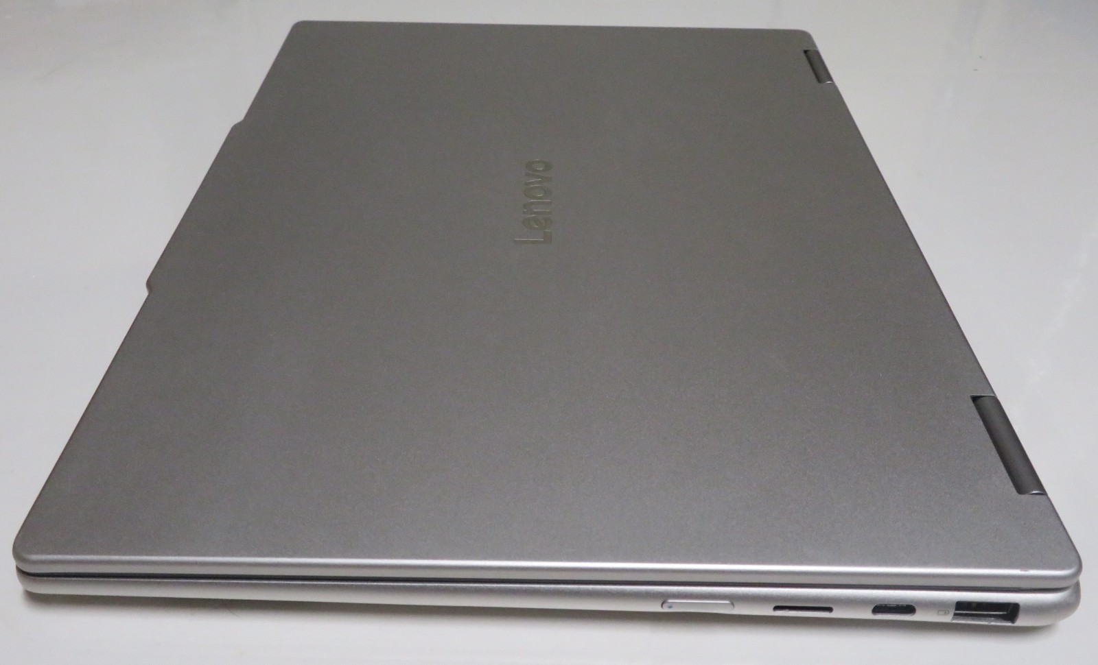 Lenovo Yoga 7 2-in-1 14″ 2K OLED Touch AMD Ryzen AI 7 350 16GB 1TB Copilot+ PC