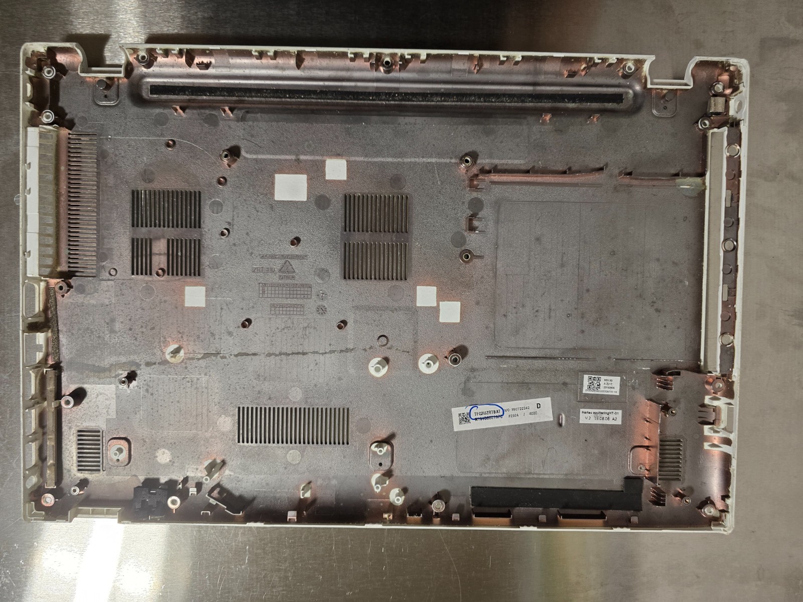 ACER F5-572 E5-573 E5-574 F5-571 BOTTOM CASE BOTTOM CASE TFQ3UZRTBAT