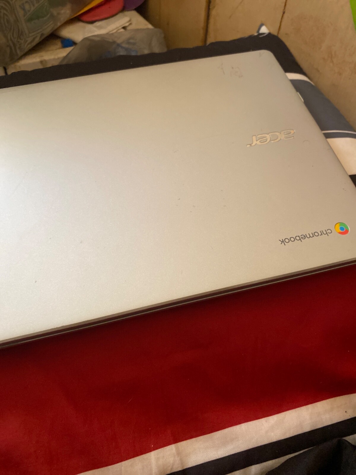 Acer Chromebook 315 15.6″ (32GB, Celeron N 1.1GHz, 4GB) CB315-3H-C2C3