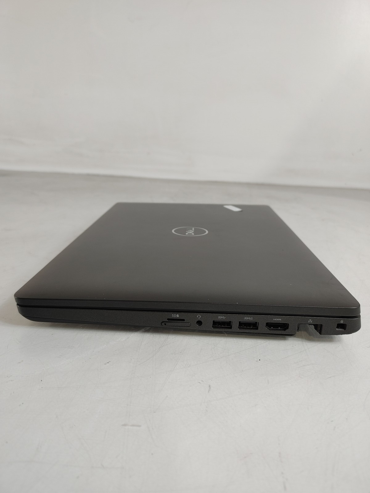 Dell Latitude 5500 Core i7-8665U 1.90 GHz 16 GB DDR4 No HDD