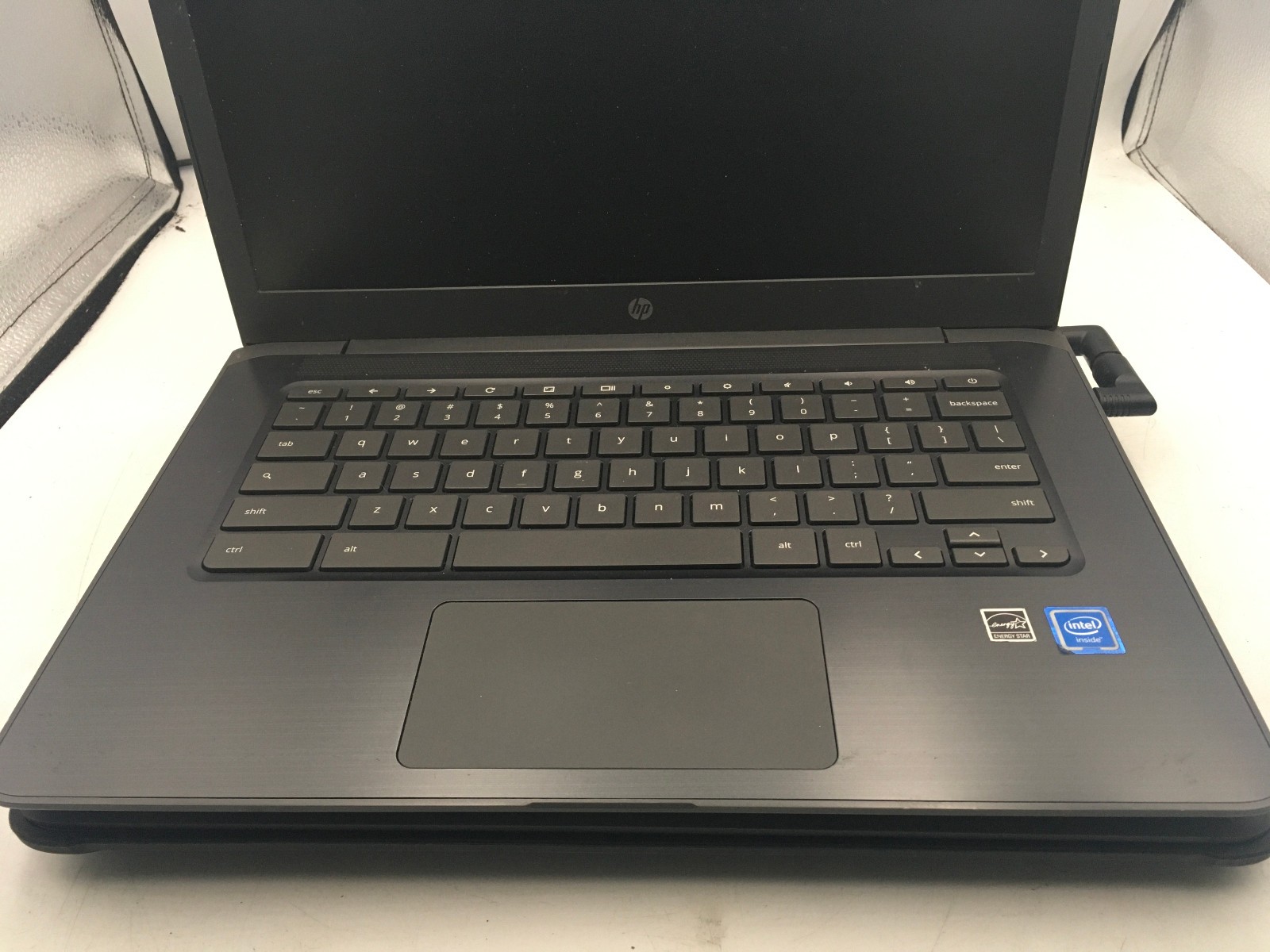 HP CHROMEBOOK 14 G5 -LOT OF 2- BOOTS TO OS/FOR PARTS – INTEL CELERON -READ- BB