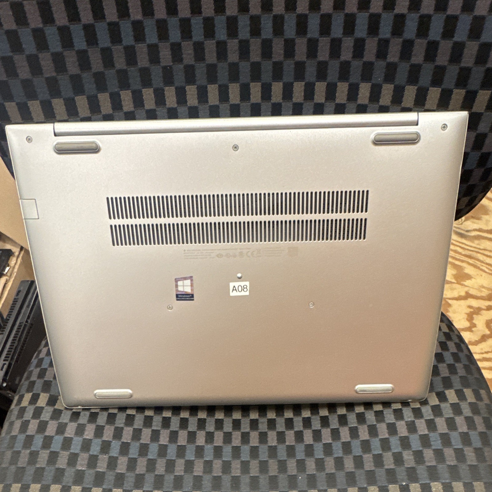 HP ProBook 15.6″ i5-1021U 1.60GHz 16GB 512 SSD Win 11 Pro. 10th Gen.