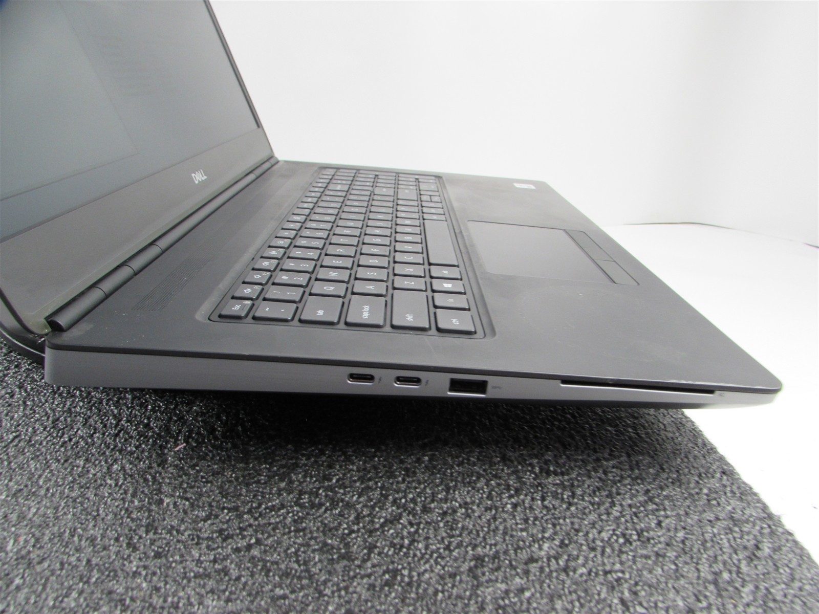 DELL PRECISION 7750 FHD CORE I7-10850H 1TB 32GB RAM RTX 4000 WIN 11 PRO NO BATT