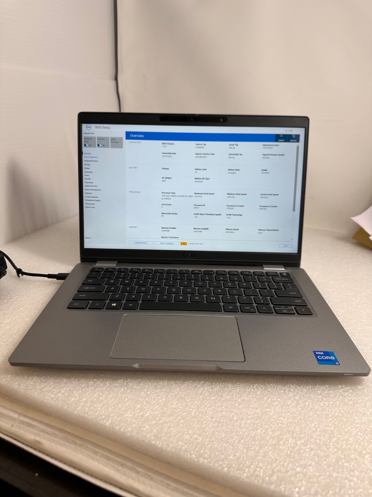 Dell Latitude 5320 13.3″ FHD i5-1135G7 16gb ram 256gb PCIe