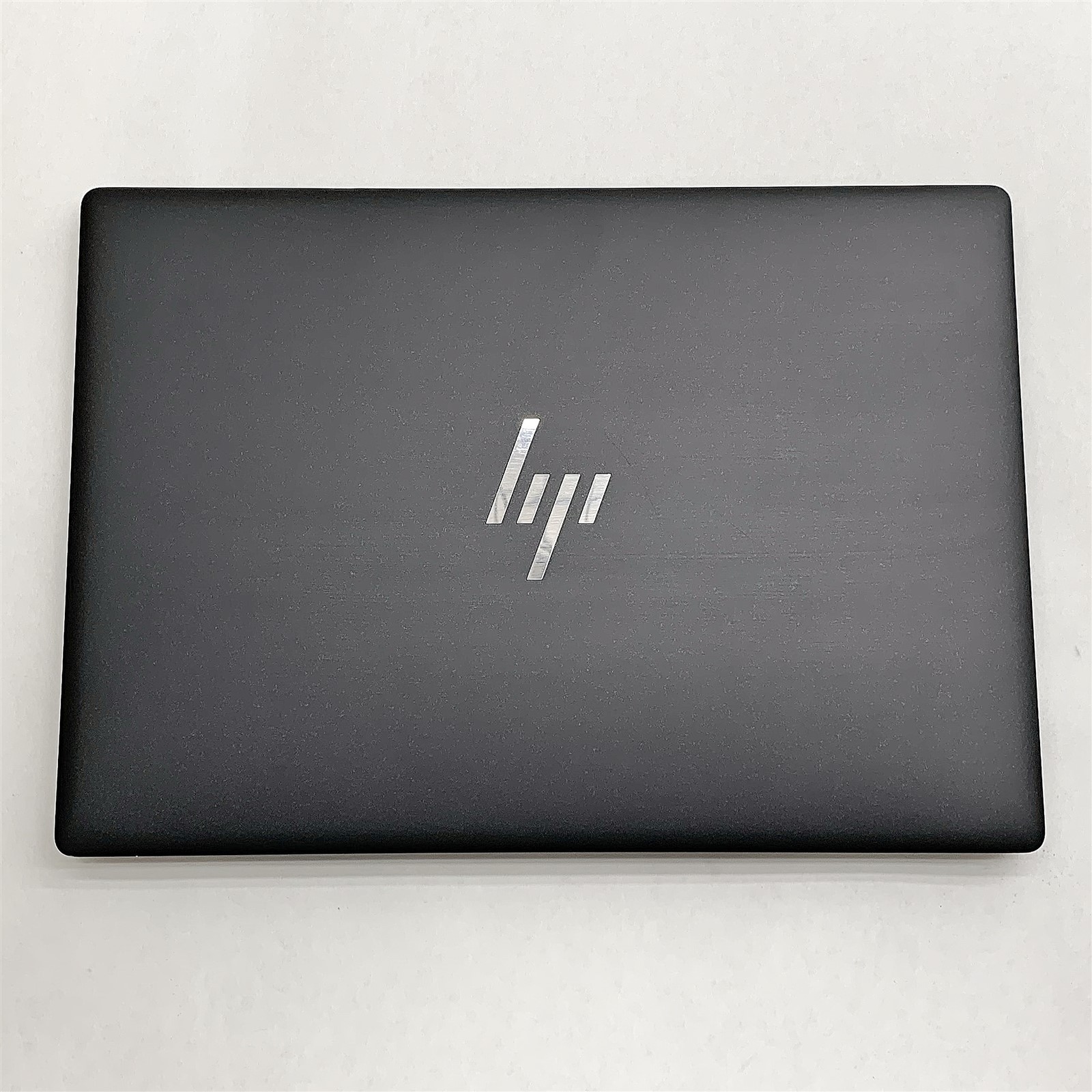 HP DragonFly Pro Laptop AMD Ryzen 7 7736U 2.70GHZ 14″ FHD+ 32GB NO HDD Parts