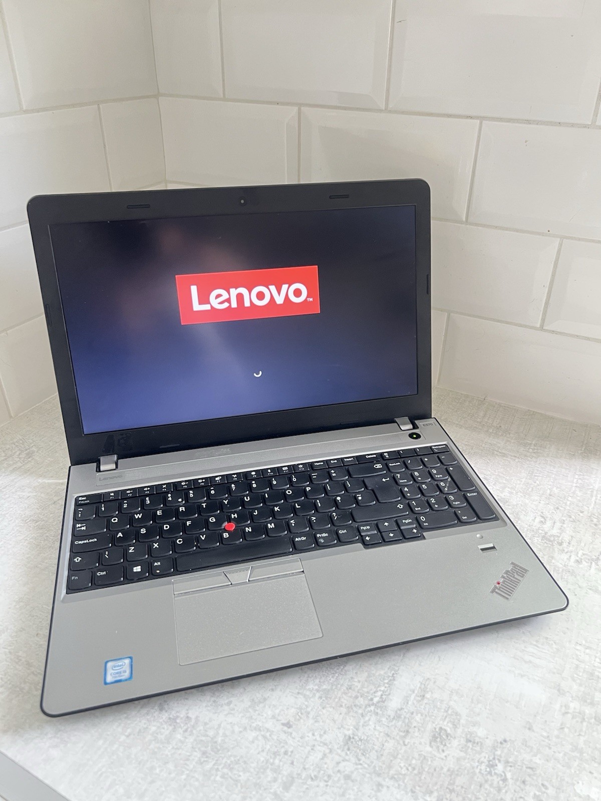 🔥 Lenovo ThinkPad E570 Intel Core i5-7200U 8GB/256GB SSD FHD Win 11 Office 21