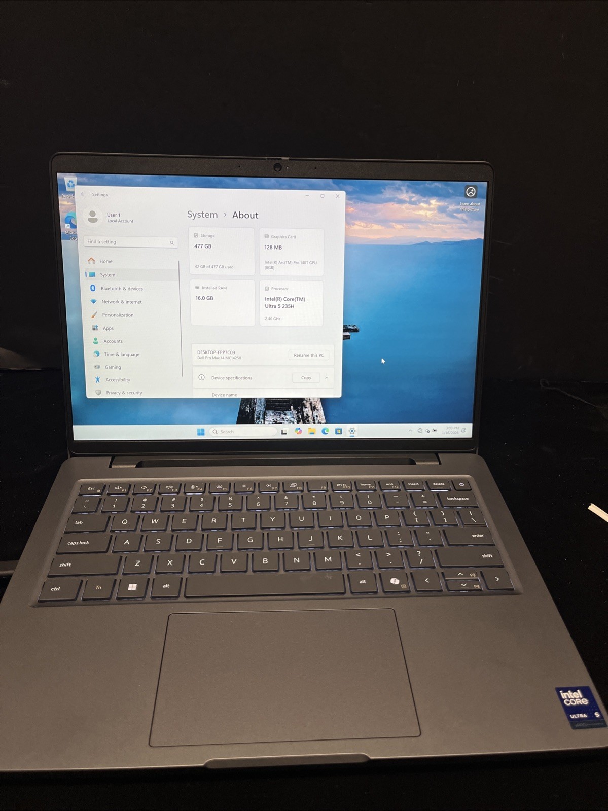 Dell Pro Max 14 16GB Ram 512GB SSD Arc Pro 140T W/ Charger