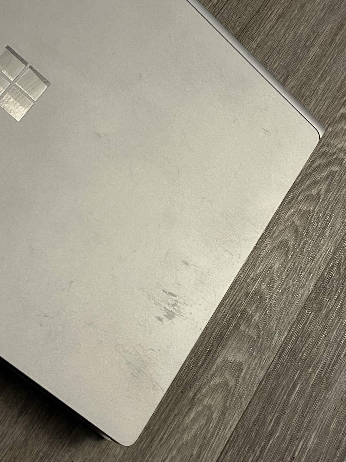 Microsoft Surface Book 3 i7-1065G7 1.3GHz 16GB RAM 256GB SSD Windows 11 Pro