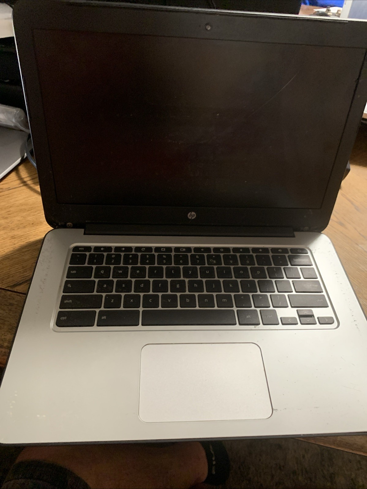 HP Chromebook 14 G3 K4K11UA 4GB RAM *FOR PARTS* Broken Screen No Charger (D14)
