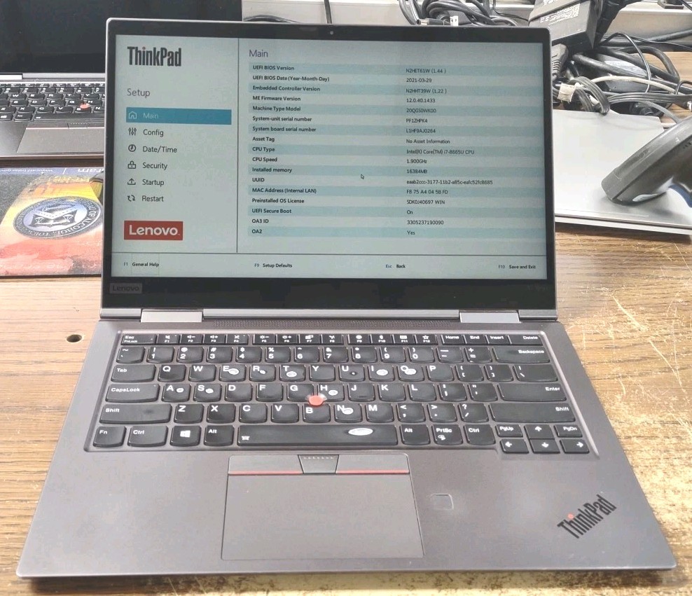 Lenovo ThinkPad X1 Yoga 4th Gen 14″ W/16GB, 256GB, i7-8665U, Touch, Stylus.