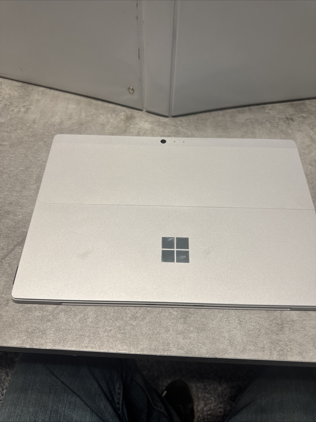 Microsoft Surface Pro 5 Intel Core i5-7300U @ 2.60GHz 4GB RAM 128GB SSD