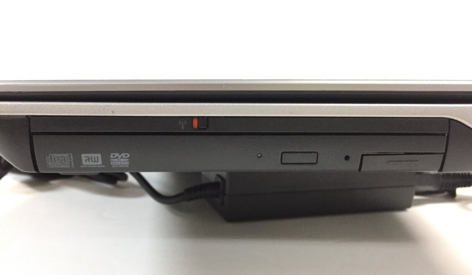 *Bad Battery* Dell Latitude E6440 14″ Laptop/i5-4200M/4GB/320GB HDD/DVDRW/W10Pro