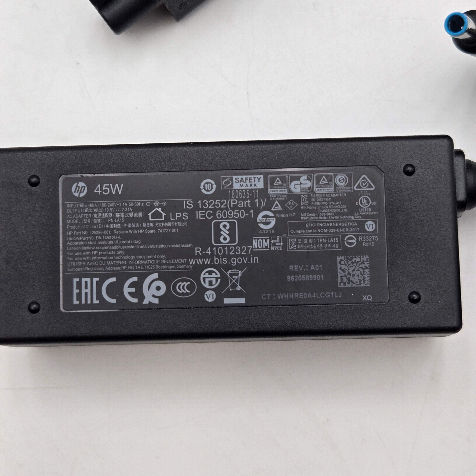 HP Laptop 15-da0046nr 15″ Touch Core i3 7th Gen 8GB RAM 1TB – For Parts *READ*