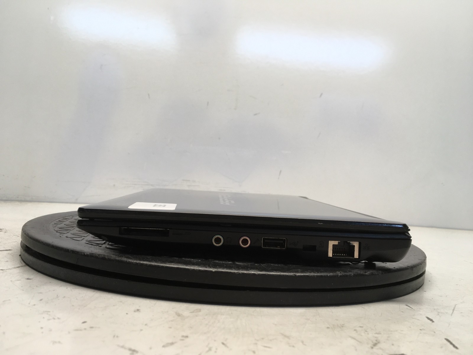 Acer Aspire One D255-2331 Intel Atom N450 1.66GHz 1 GB NO HDD